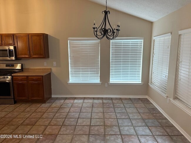 Building Photo - 11267 River Bend Dr