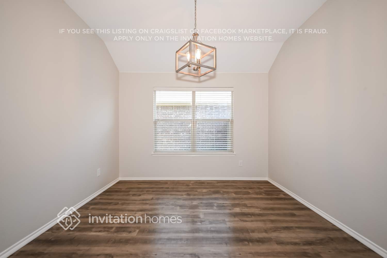 Building Photo - 2025 Colorado Bend Dr