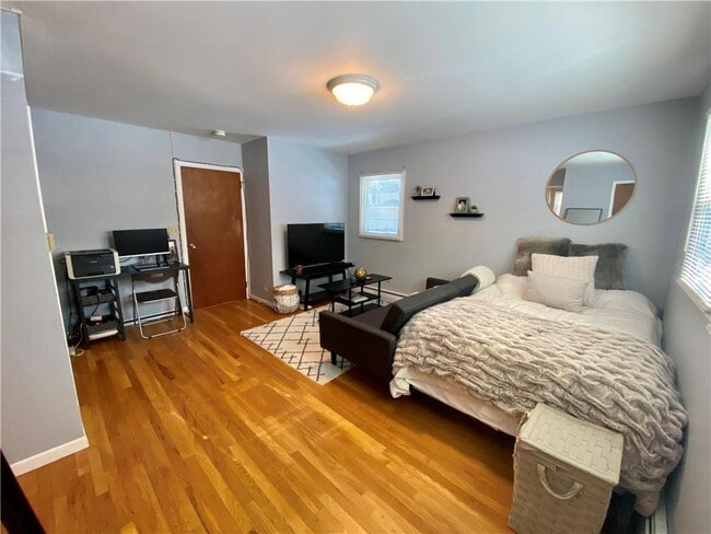 Building Photo - 296 NY-82