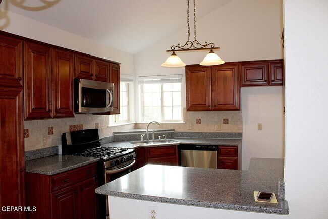 Building Photo - 1720 Firehouse Dr