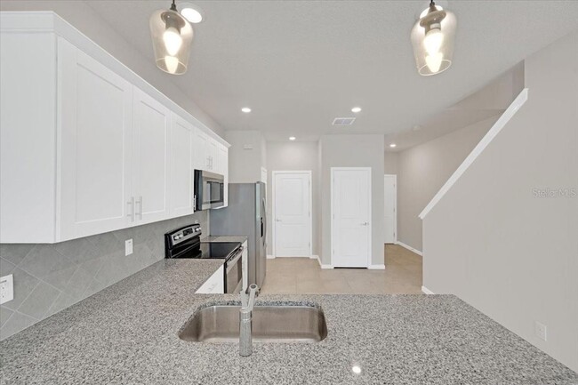 Building Photo - 2906 Deer Pine Trail