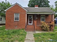 Building Photo - 1305 Chambers St