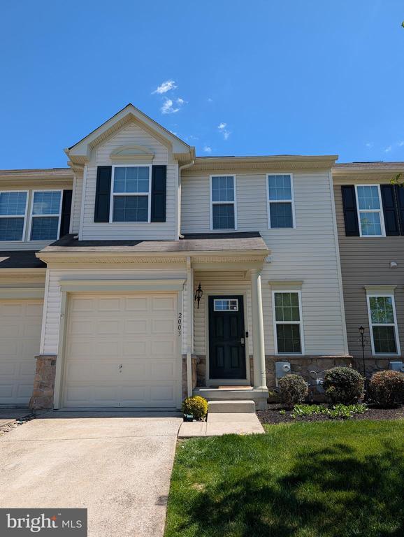 Building Photo - 2003 Exposition Dr