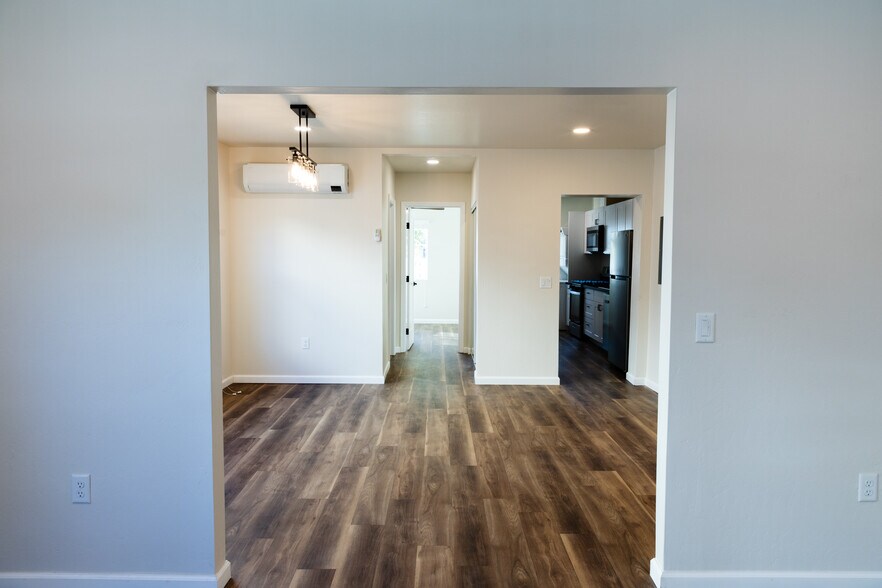 Building Photo - 2205 20th St