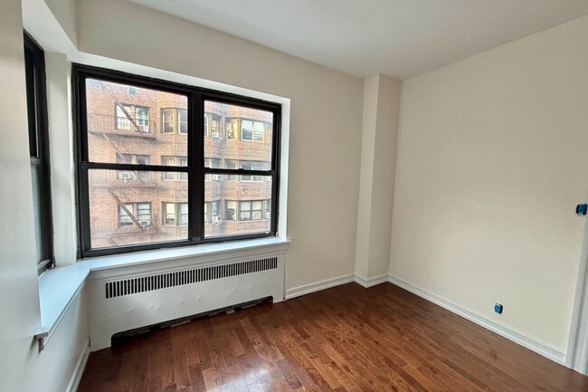 Floorplan - 12 Dongan Place