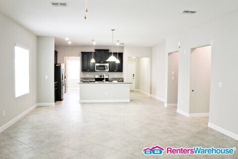 Building Photo - Gorgeous 4 bed Home in Enclave Boyette 1st...