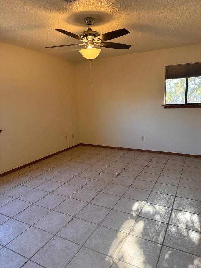Building Photo - $500 off first months rent, Nice Home in the Telshor Area