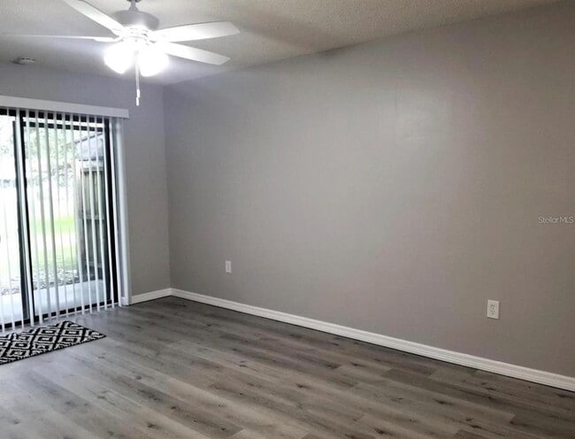 Building Photo - 19 Columbia Ave