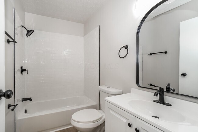 Building Photo - 3764 Whetstone Dr