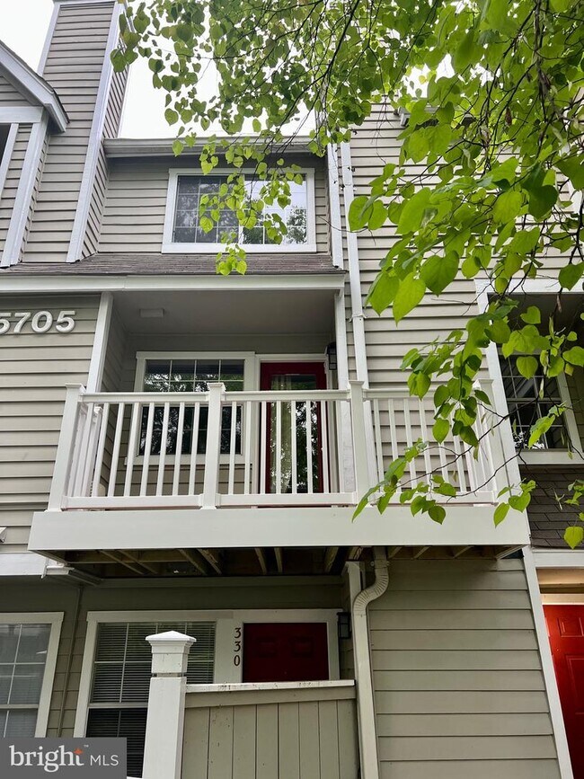 Building Photo - 5705 Chapman Mill Dr