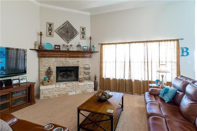 Building Photo - 225 Glenview Dr