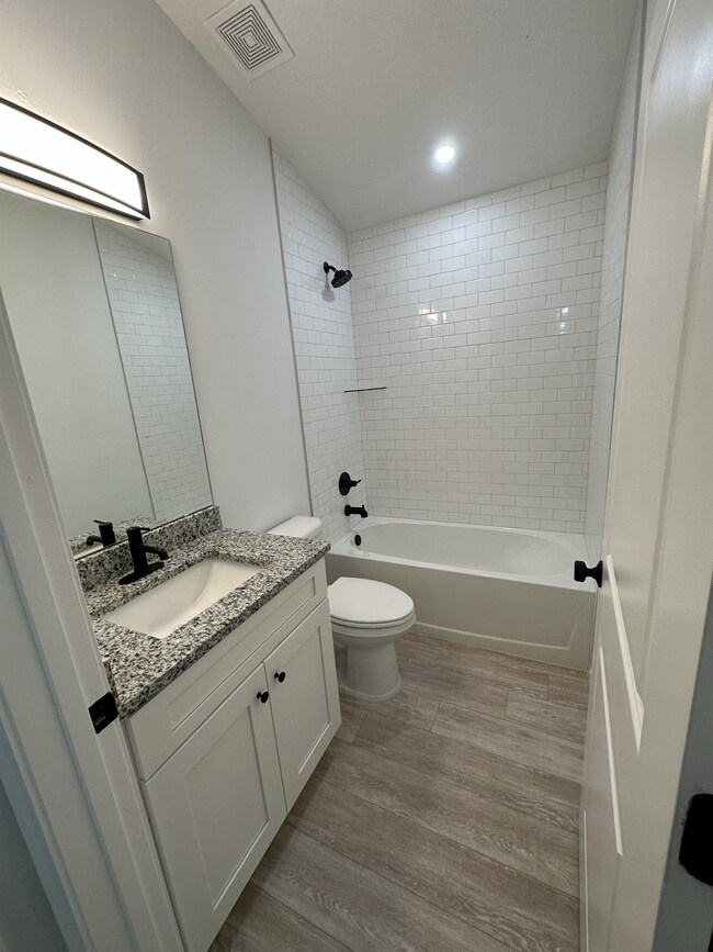 Building Photo - 231 Monterey Ave