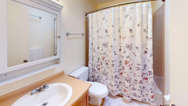 Building Photo - Gardeners dream