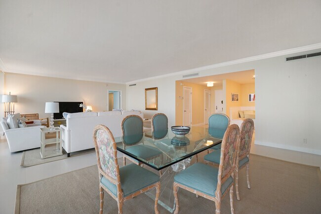 Building Photo - 340 S Ocean Blvd