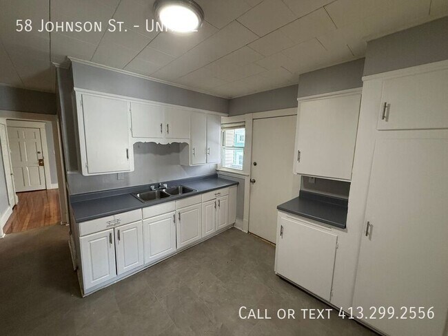 Building Photo - 58 Johnson St