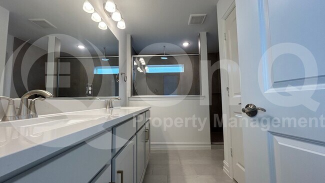 Building Photo - 244 Kistler Dr