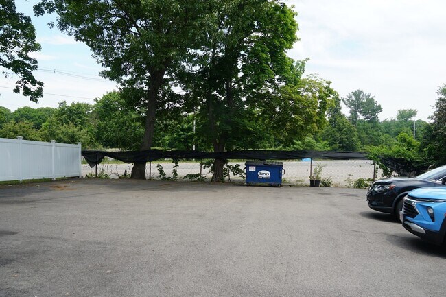 Building Photo - 170 Middleboro Ave