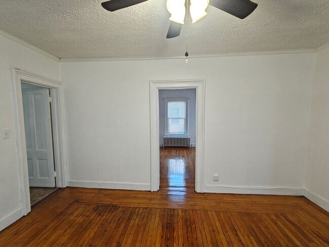 Building Photo - JUST IN TIME FOR THIS COLD WEATHER!!! HEAT INC IN RENT 1-2 BDRM 2ND FL APT W/ OFF ST PARKING