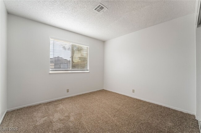 Building Photo - 4739 Buena Vista Way