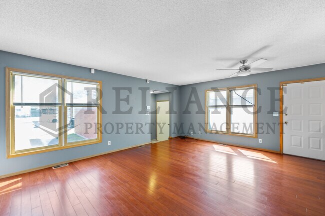 Building Photo - 1513 S Edwards St