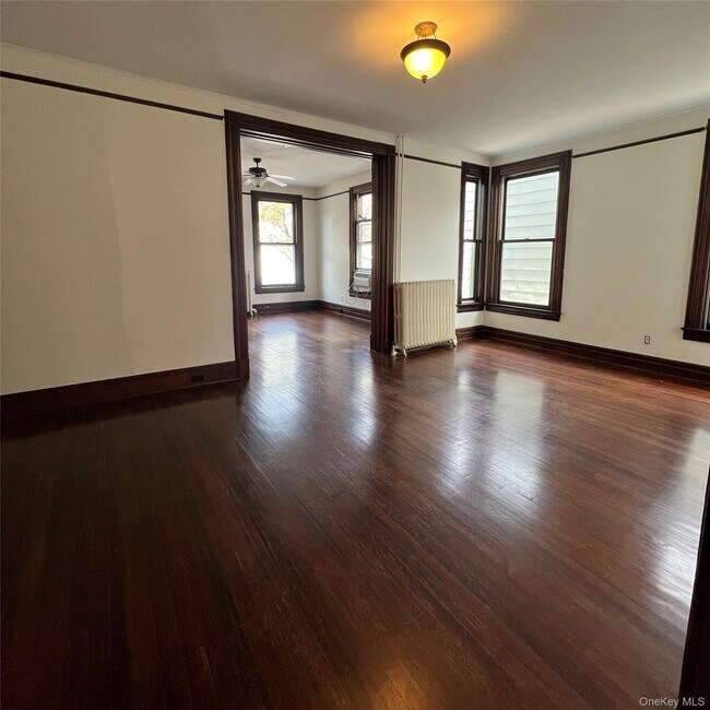 Building Photo - 32 Parkway