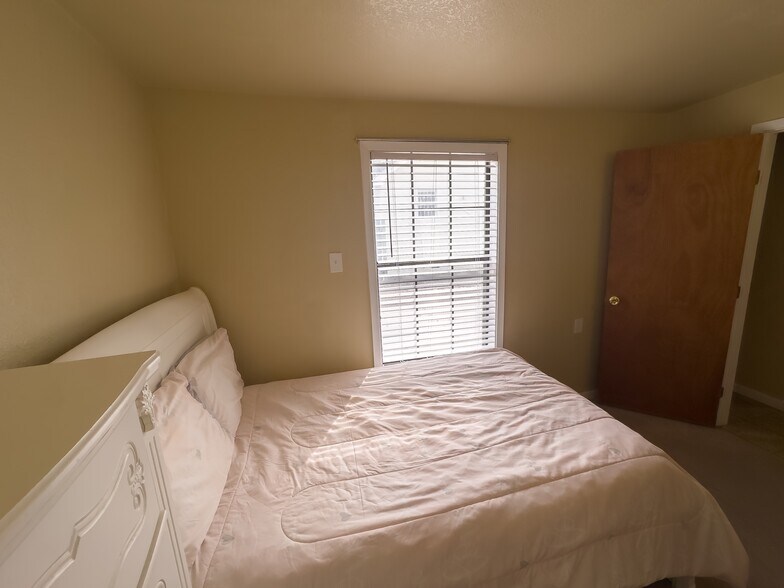 Building Photo - 306 Washington St