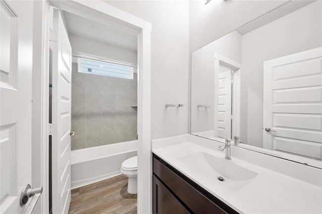 Building Photo - 28447 Halle Ray Dr