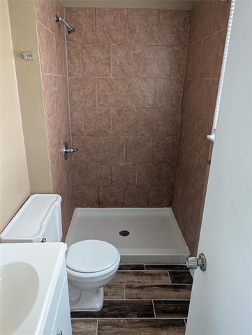 Building Photo - 5453 Wayside Ave