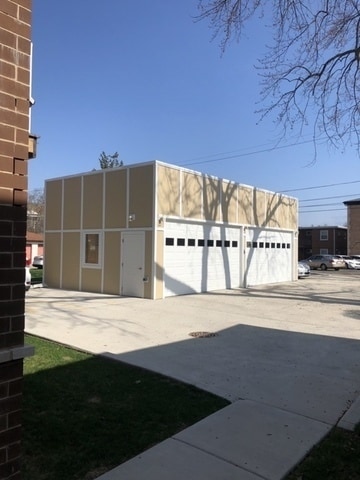Building Photo - 515 Summit Ave