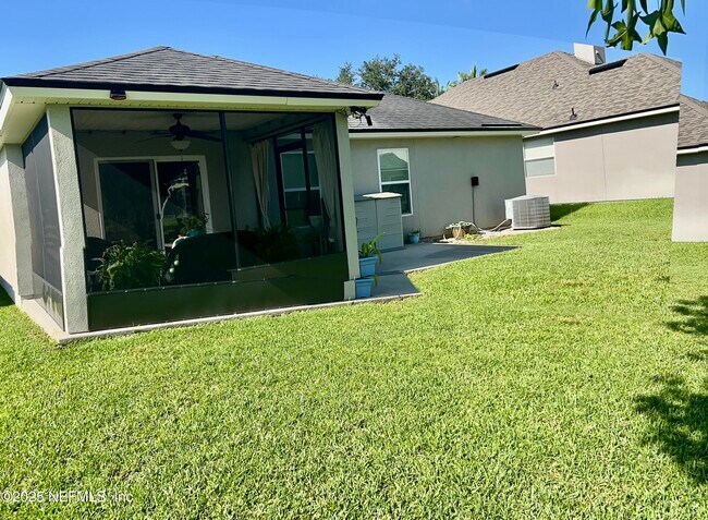 Building Photo - 3631 Shrewsbury Dr