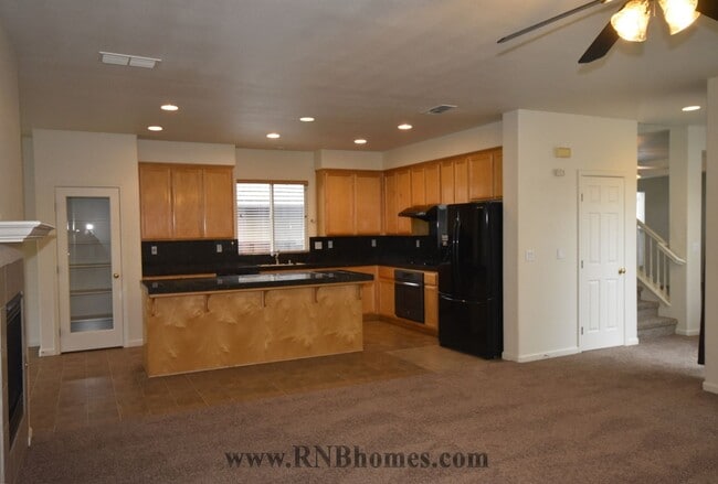 Building Photo - 6405 Mendez Creek Ct