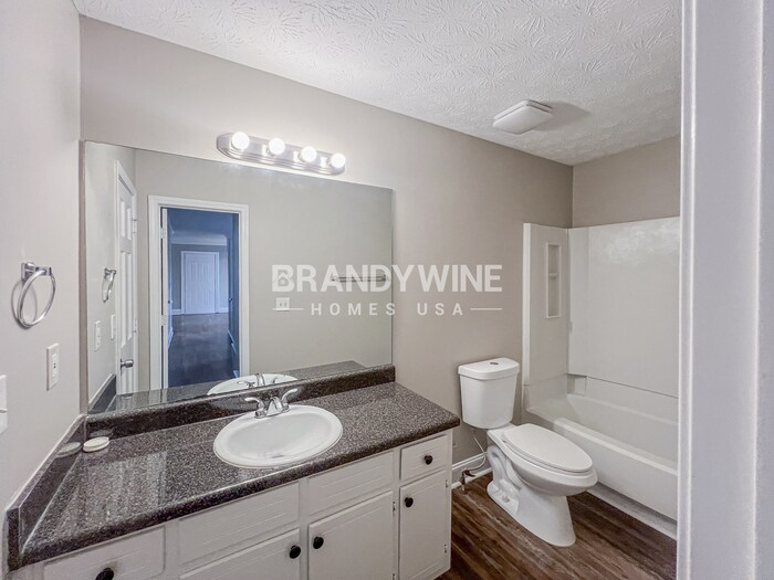 Building Photo - 916 S Deshon Rd