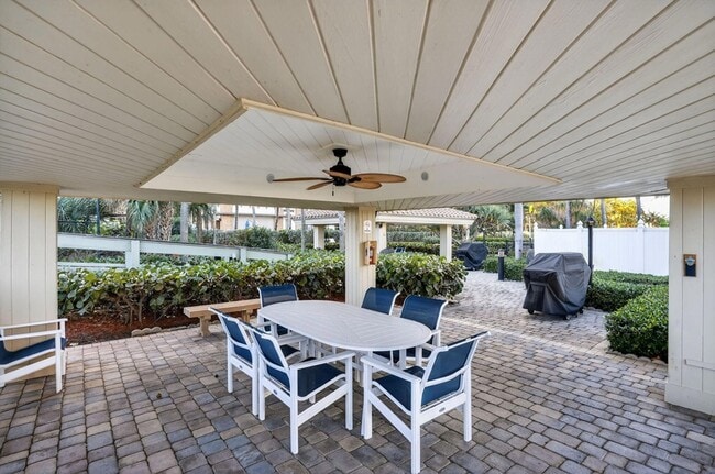 Building Photo - 3400 N Ocean Dr