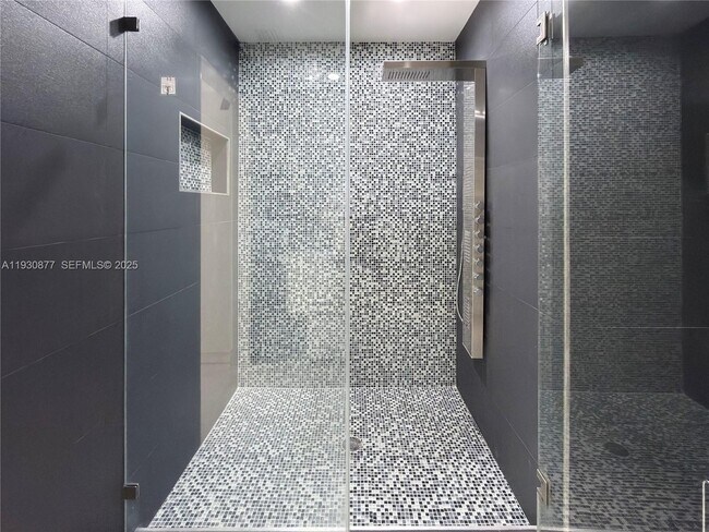 Building Photo - 17135 NW 87th Ave