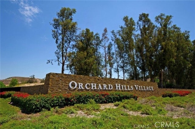 Building Photo - 119 Della