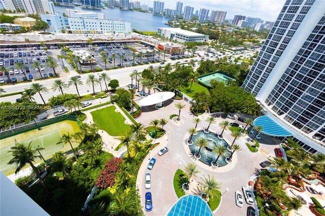 Building Photo - 18101 Collins Ave