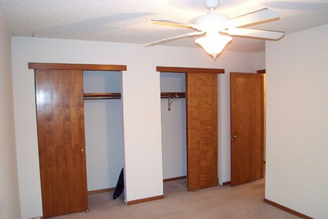 Building Photo - 7011 W O'Neil St