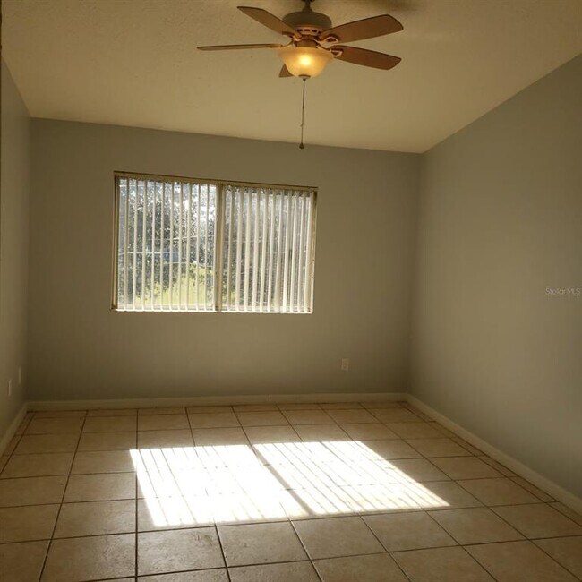 Building Photo - 720 Caribbean Dr