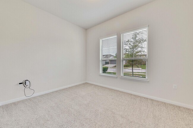 Building Photo - 9937 Comely Bnd