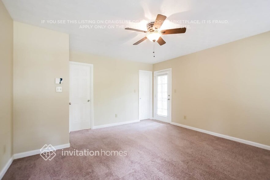 Building Photo - 40 Oak Landing Ln