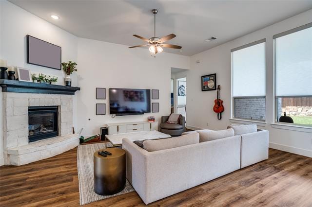 Building Photo - 1308 Bluebonnet Ln