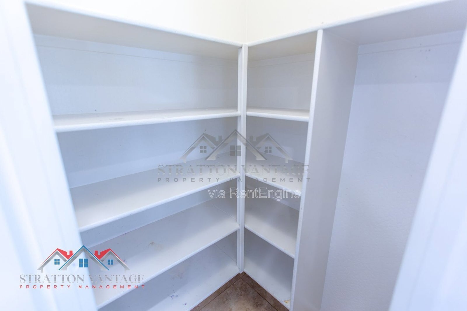 Building Photo - 9096 N 97th Dr