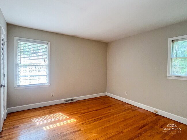 Building Photo - 5324 Elderbank Dr