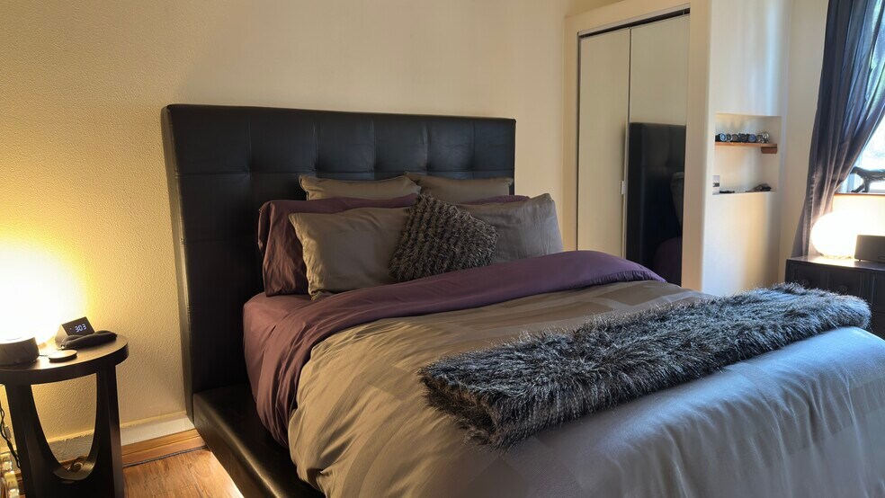 Building Photo - 26065 Adamor Rd