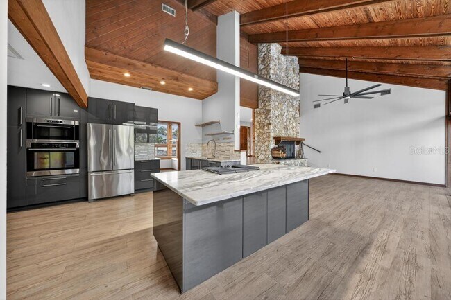 Building Photo - 234 Duncan Trail