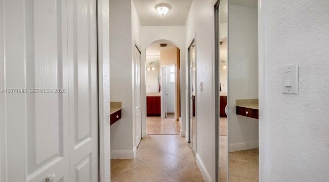 Building Photo - 1421 SW 153rd Path