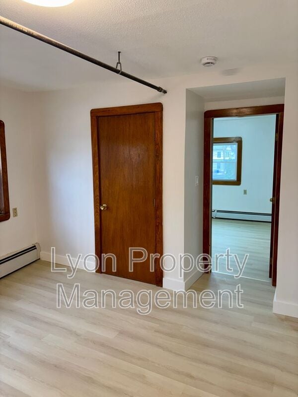 Building Photo - 262 Illinois St