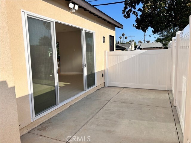 Building Photo - 7404 Hatillo Ave