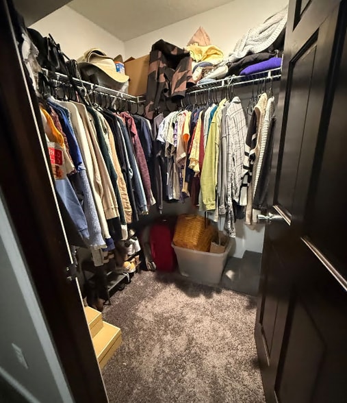 Building Photo - 1987 Southridge Ave