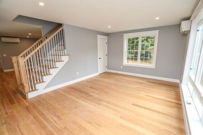 Building Photo - 24 Boston Rd